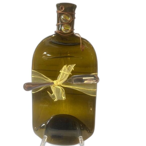 APPETIZER TRAY Wine Bottle Serving Tray Plate and Spreader Knife 13 x 6 inches - Picture 1 of 9